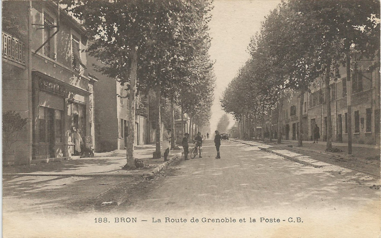 Route de Grenoble en 1900