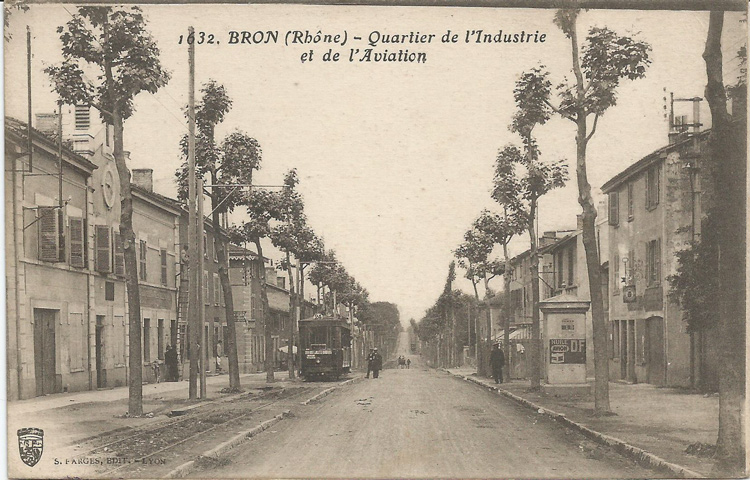 Le "quartier de l'Industrie" sur l'avenue Franklin Roosevelt en 1915