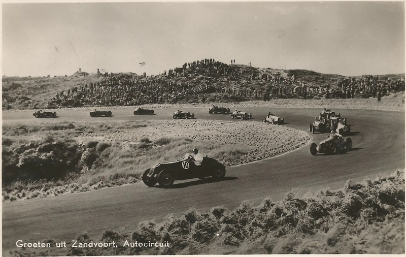 Une course automobile aux Pays-Bas en 1953