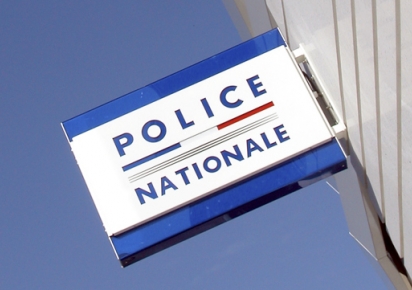 Enseigne de la police nationale