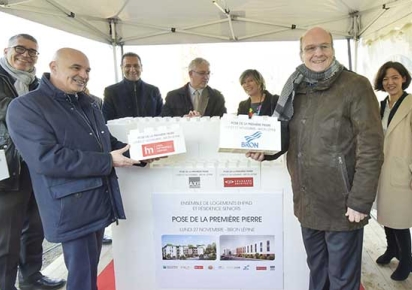 Pose de la première pierre de l'EHPAD et de la résidence seniors aux Genêts