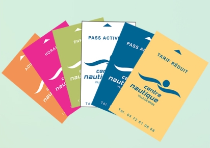 Les différentes cartes d'abonnement du Centre nautique